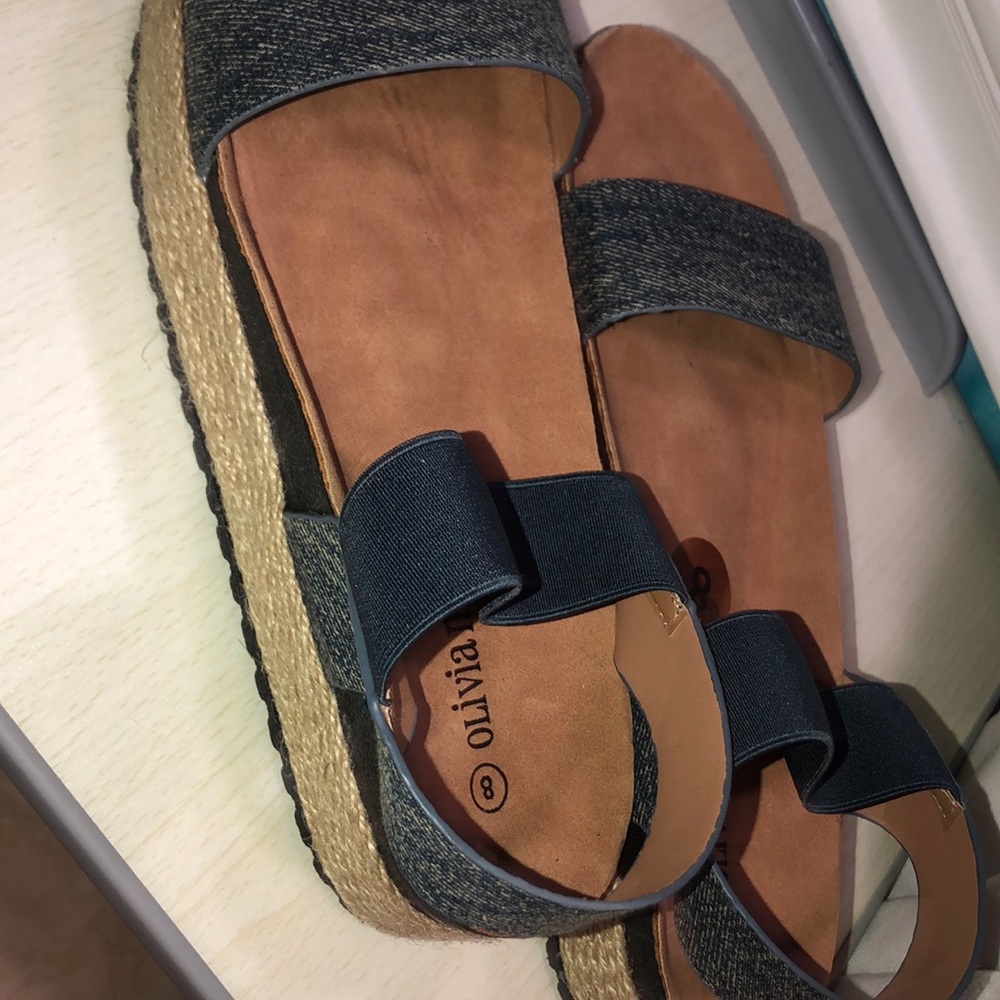 New cute sandals